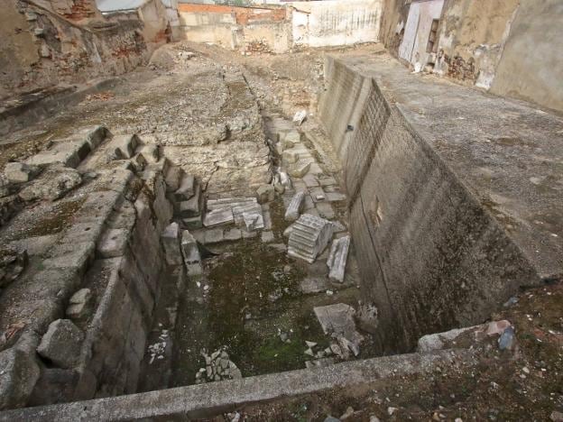 Vista de los restos del Templo de la calle Holguín, que se pondrán en valor. :: j. m. romero