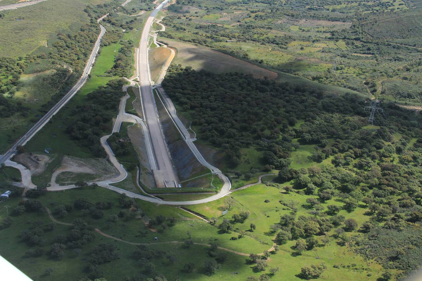 Salida norte del túnel de Santa Marina, que forma parte de los tramos de Plasencia a Cáceres.