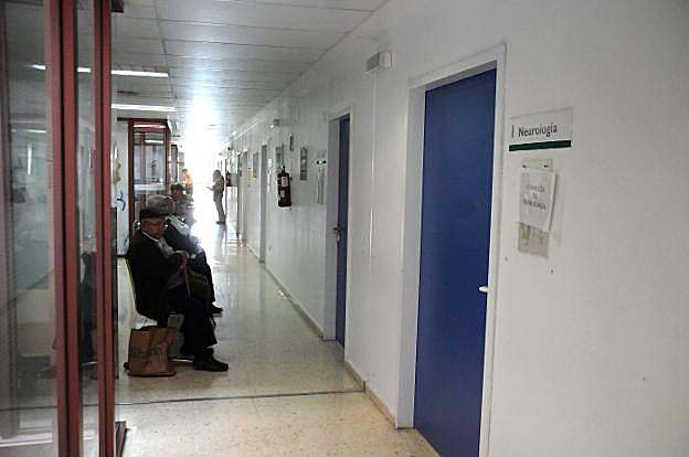 Edificio de consultas externas del Hospital de Mérida. :: brígido