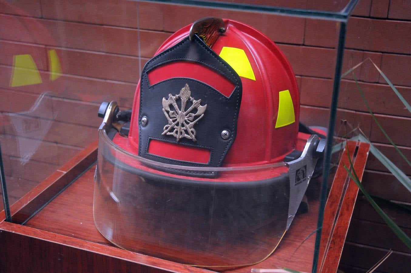 Del 7 de mayo al 3 de junio se podrá visitar, en el Centro Cultural Alcazaba, la exposición 'Bomberos del Mundo' formada por diferentes objetos de la colección particular del bombero emeritense José Manuel Rivero Tapia.