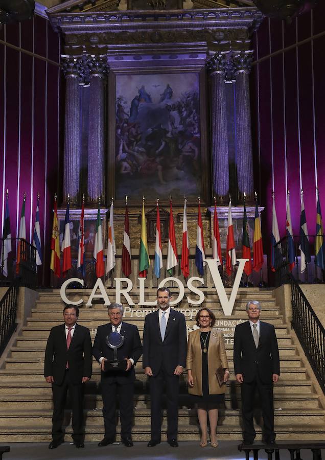 Fotos: El rey entrega el premio Carlos V a Antonio Tajani