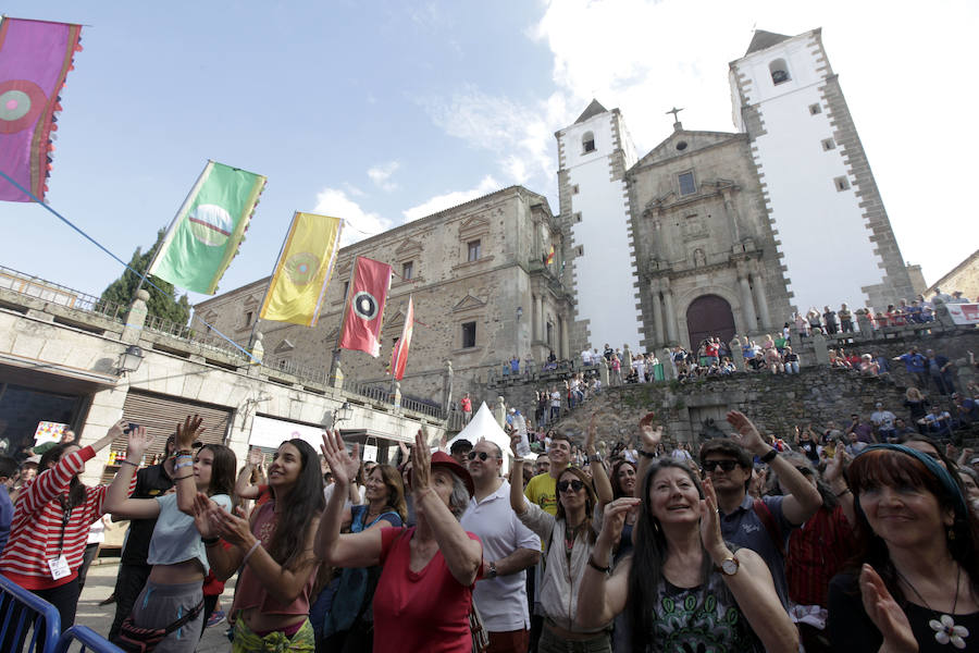 El festival clama contra el machismo y pide ayuda para los refugiados
