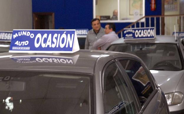 Las ventas de coches usados suben un 19,6% en Extremadura 