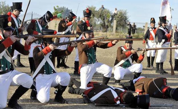 Recreación durante la Batalla de La Albuera.:HOY