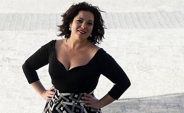 Carmen Solís, soprano: HOY 