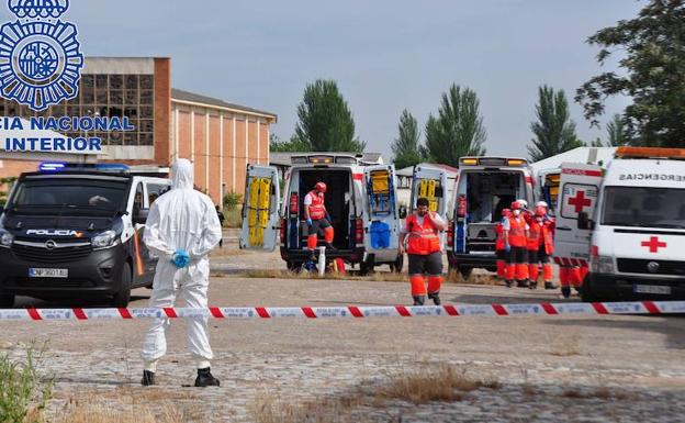 Imagen principal - El cuartel pacense de Sancha Brava, escenario de un simulacro de un ataque químico terrorista