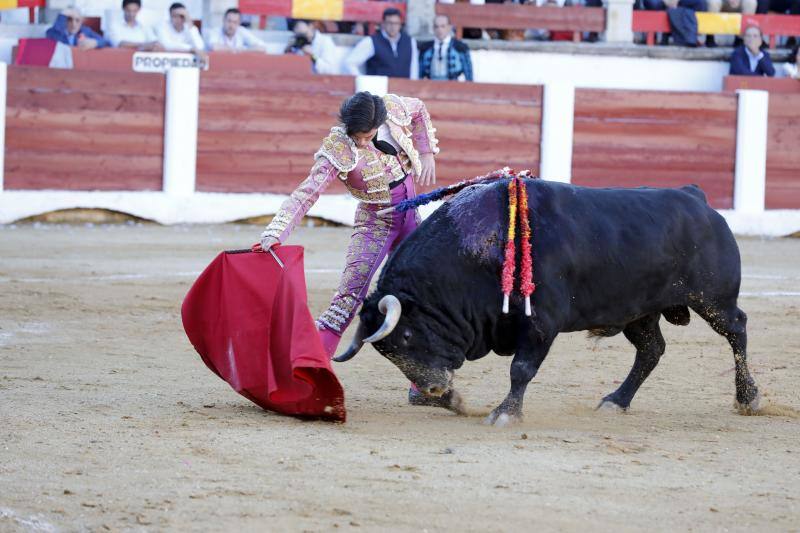 Festejo taurino de las Ferias de San fernando 2018, con Ponce, De Justo y Garrido.