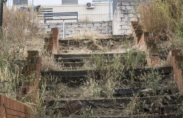 El parque de la Viña lleva más de diez años abandonado. :: Pakopí