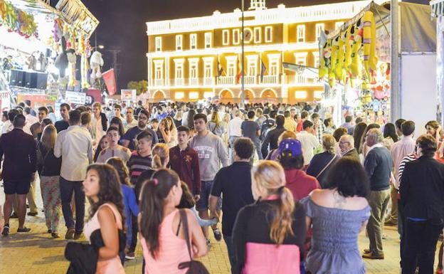 Policías y sanitarios perfilan la seguridad de la Feria de San Juan en Badajoz