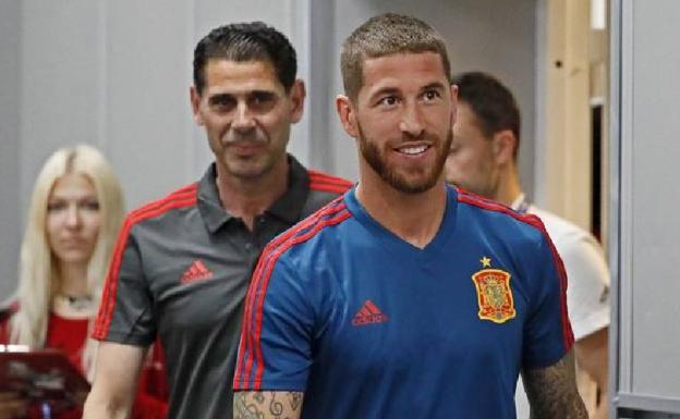 Sergio Ramos y Fernando Hierro. 