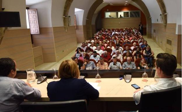 La Diputación de Cáceres avanza a los municipios el Plan Activa de 2019, que aumentará hasta los 20,7 millones