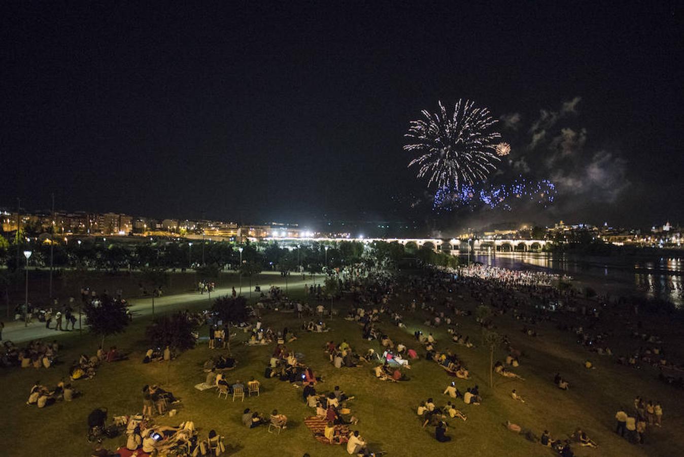 Los pacenses disfrutaron de 25 minutos de fuegos artificiales