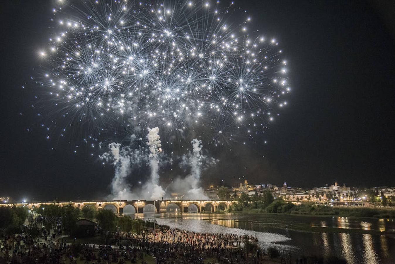 Los pacenses disfrutaron de 25 minutos de fuegos artificiales
