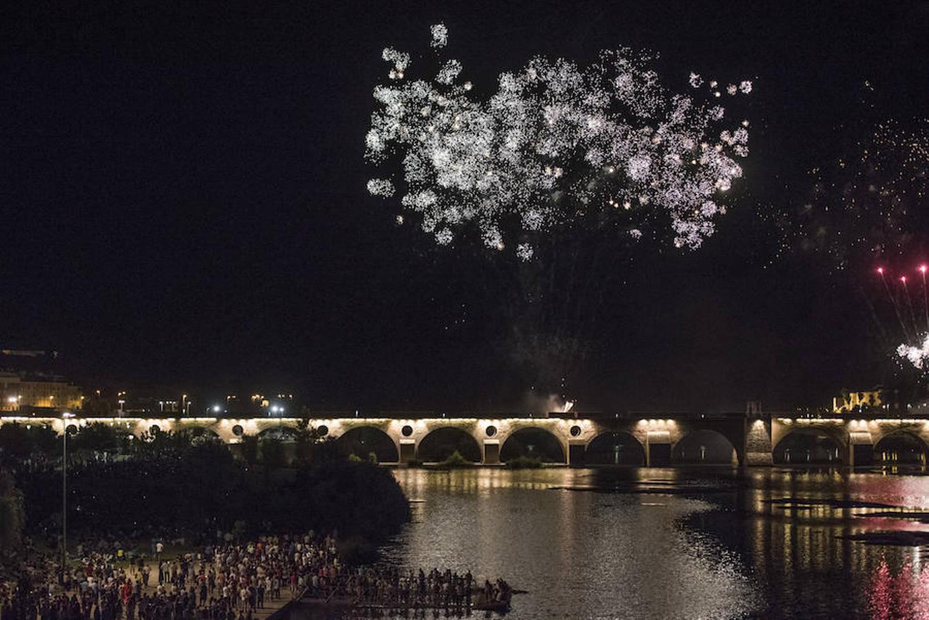 Los pacenses disfrutaron de 25 minutos de fuegos artificiales