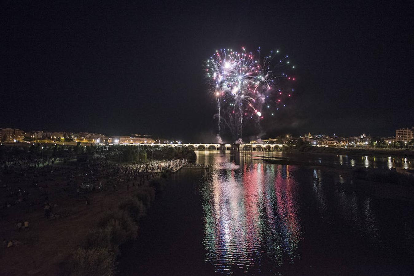 Los pacenses disfrutaron de 25 minutos de fuegos artificiales