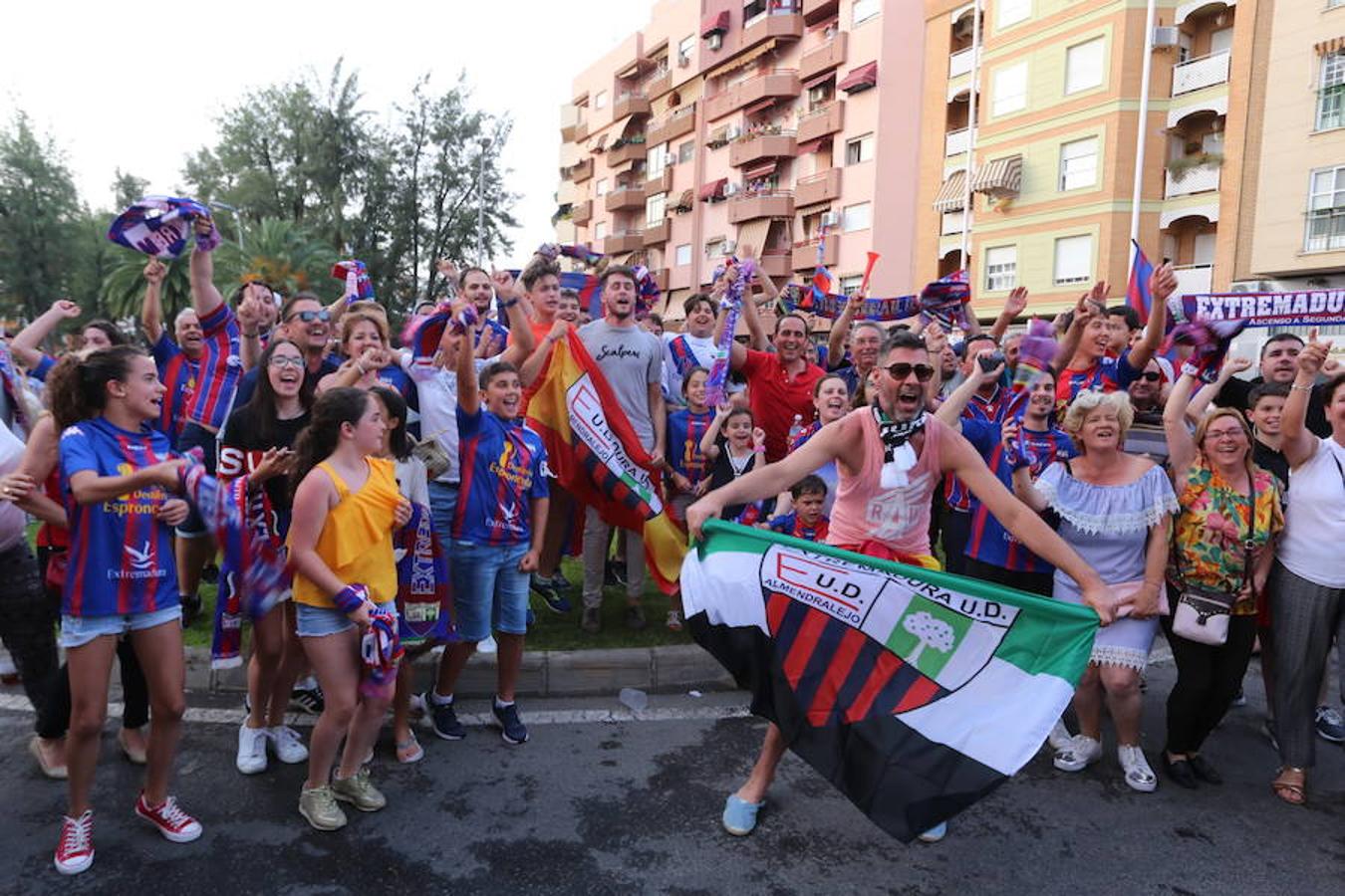 Fotos: Almendralejo celebra el ascenso del Extremadura