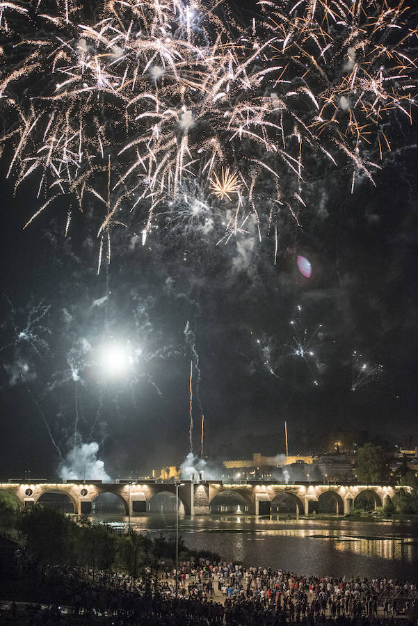 Los pacenses disfrutaron de 25 minutos de fuegos artificiales