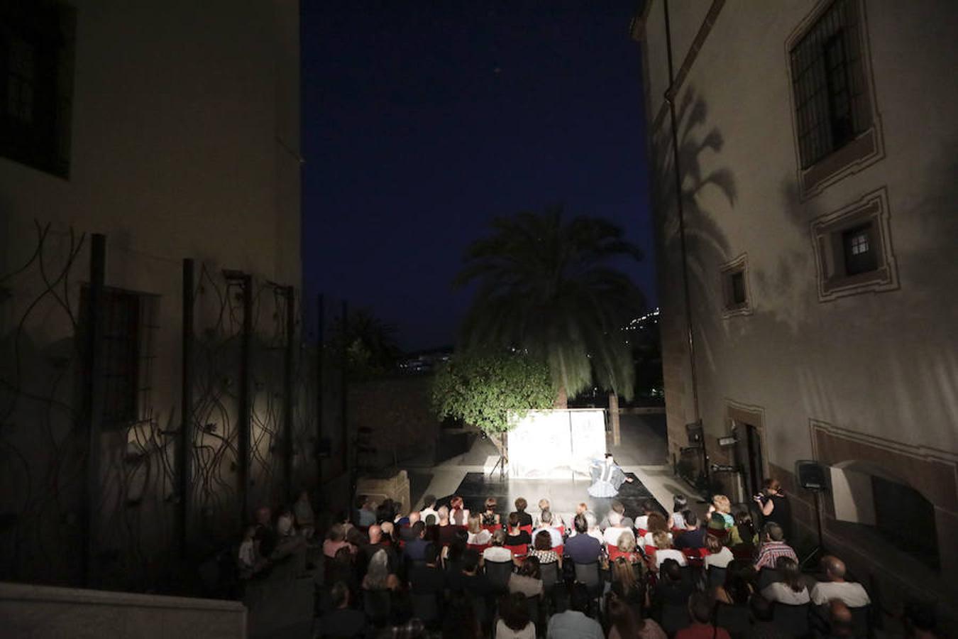 El patio del palacio de Golfines de Abajo se estrenó como lugar abierto a la ciudad