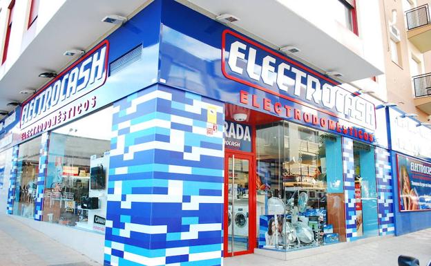 Cinco nuevos establecimientos de Electrocash abren este verano en Extremadura