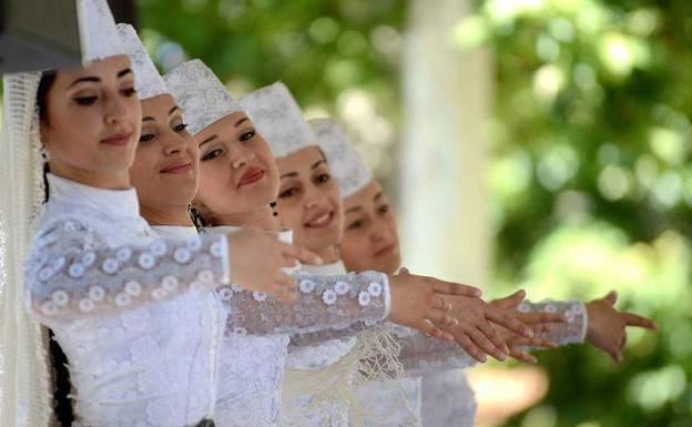 El 39º Festival Folclórico Internacional de Extremadura comienza este jueves en Badajoz con un desfile