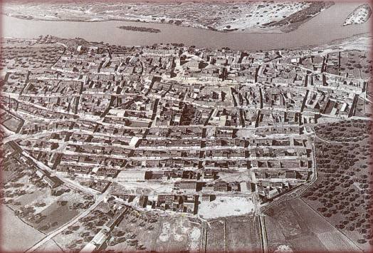 5-Foto aérea de Talavera la Vieja antes de 1963.