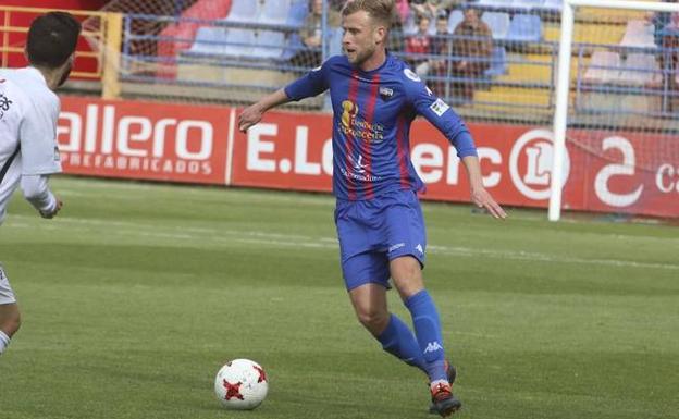 El Extremadura jugará ante el Granada en la pretemporada en Marbella