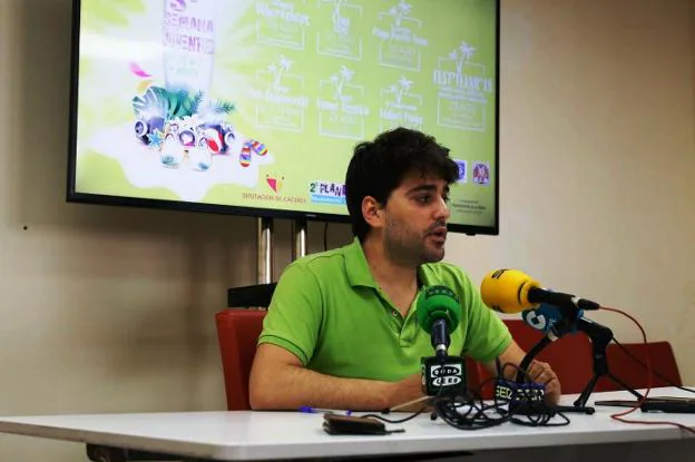 Iñaki Rodríguez presentó la 3ª Semana de la Juventud. :: MAM