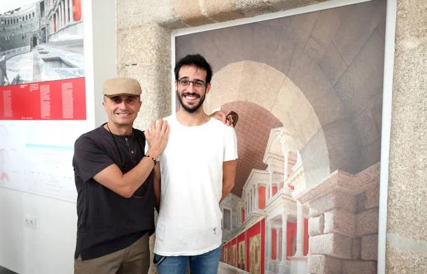 Pepe Viyuela y su hijo en la sede del Festival. :: BRÍGIDO