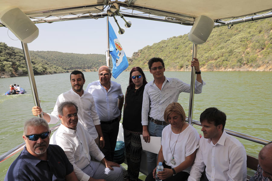 El nuevo tramo navegable permite mirar el Salto del Gitano desde una perspectiva hasta ahora inédita