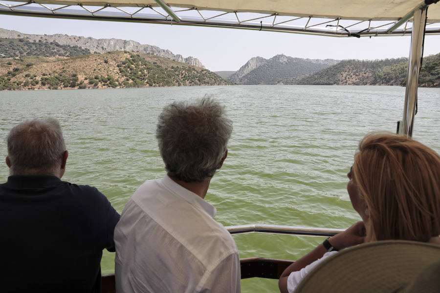 El nuevo tramo navegable permite mirar el Salto del Gitano desde una perspectiva hasta ahora inédita