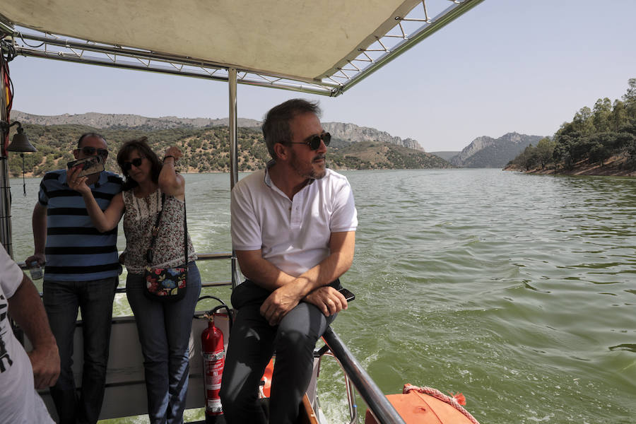 El nuevo tramo navegable permite mirar el Salto del Gitano desde una perspectiva hasta ahora inédita