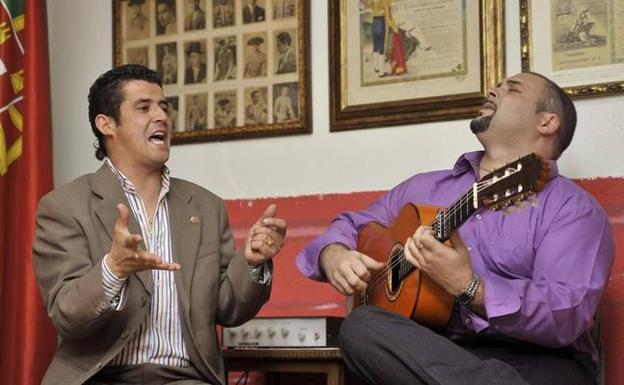 Espectáculo flamenco en el Baluarte de los Pozos