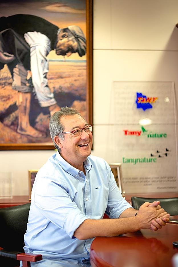  Emprendedor. Viaja siempre en familia y con amigos.