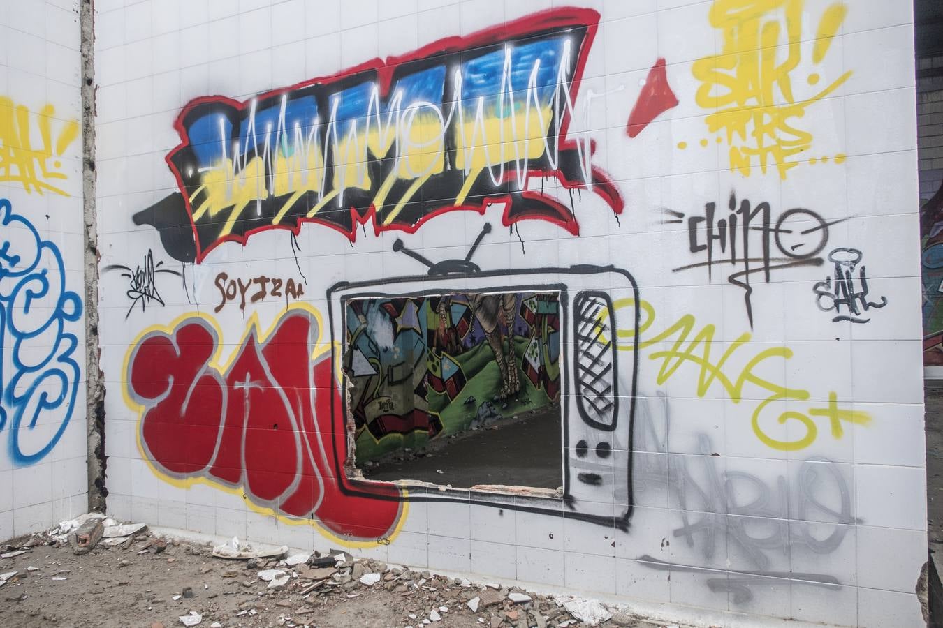 Fragoso no ha avanzado en convertirlo en un centro joven mientras el recinto entra en declive y los adolescentes entran cada día