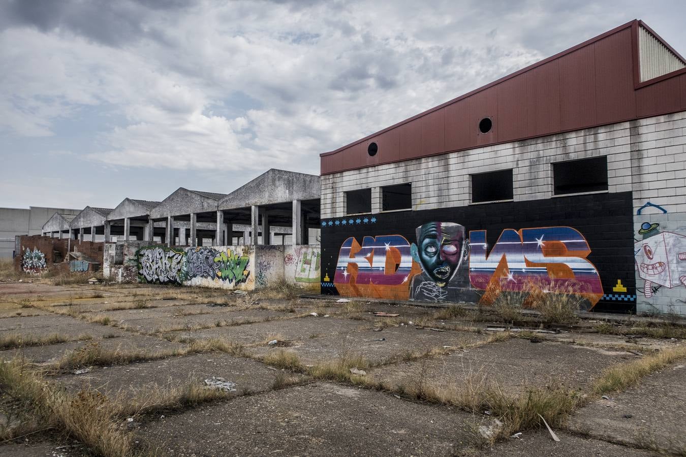 Fragoso no ha avanzado en convertirlo en un centro joven mientras el recinto entra en declive y los adolescentes entran cada día