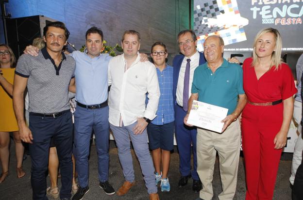 Imagen de los premiados, ayer durante la gala de entrega de los galardones. :: armando méndez 