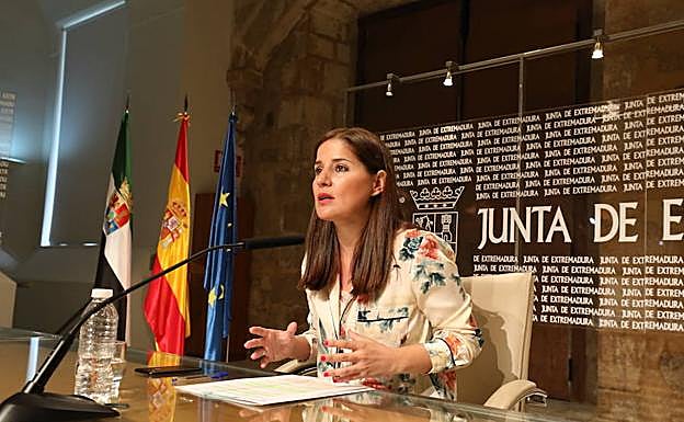 Isabel Gil Rosiña, portavoz del Ejecutivo regional:: BRÍGIDO