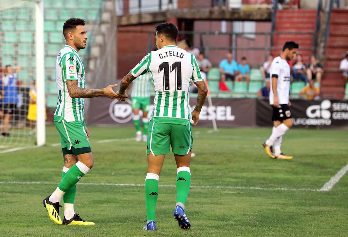 El conjunto de Setién derrota al Mérida en un amistoso en el que lució la calidad de sus figuras ofensivas