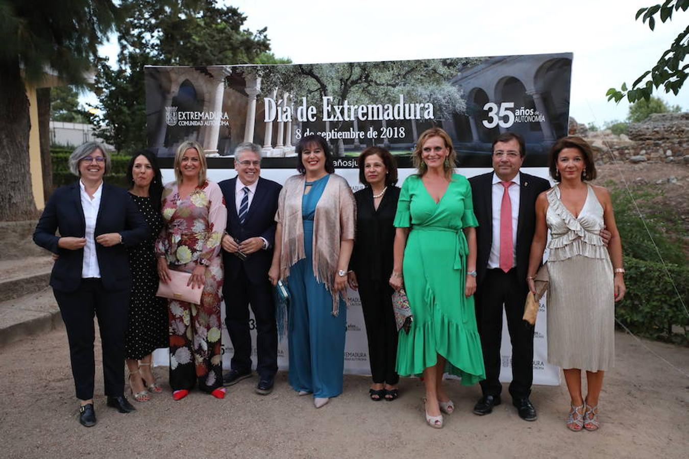 La reivindicación de la figura de la mujer y su importancia en la sociedad, la acción cultural en la región, y la alabanza a las personas que dedican su trabajo a ayudar a los más desfavorecidos han supuesto algunos de los puntos de atención en la ceremonia de entrega de las Medallas de Extremadura 2018