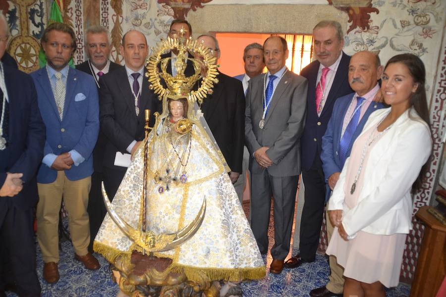 Directiva de la Virgen de la Montaña.: MONTES 