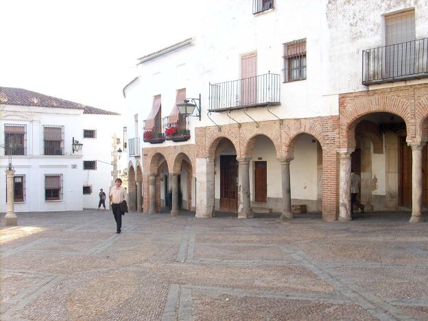 Plaza chica de Zafra, el municipio más poblado de la lista. :: hoy