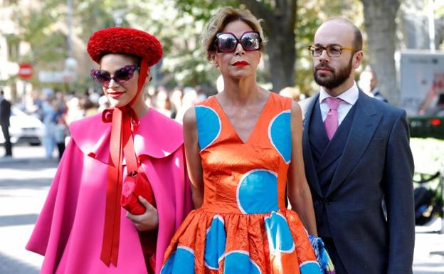 Agatha Ruiz de la Prada, con sus dos hijos. 