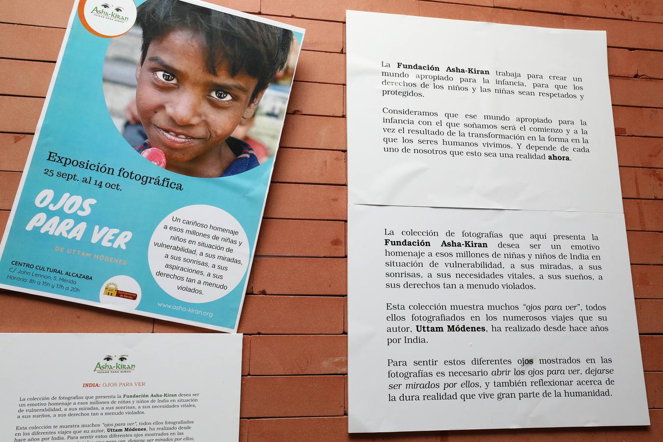 La Fundación Asha-Kiran organiza la exposición fotográfica 'Ojos para ver', compuesta de 81 imágenes que muestran la vida de niños de la India en situación de vulnerabilidad. Una exposición que hace reflexionar acerca de la dura realidad que vive gran parte de la humanidad. Se podrá ver en el Centro Cultural Alcazaba hasta el 14 de octubre.