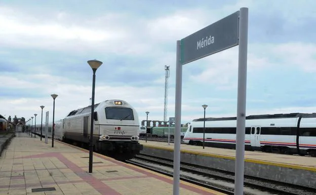 Trenes en la estación de Mérida.