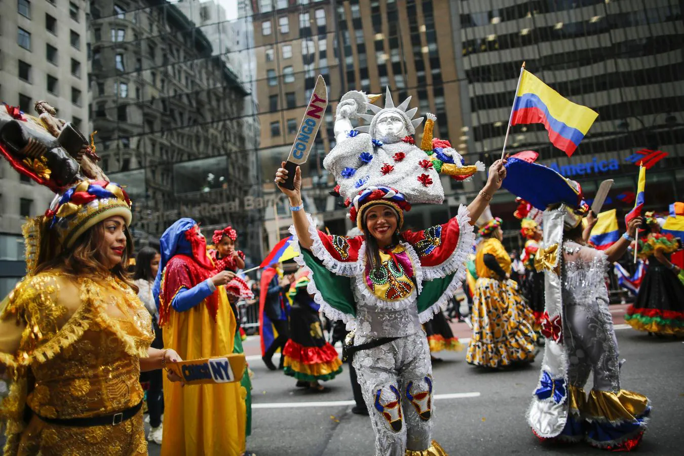 Fotos Desfile de la Hispanidad recorre Nueva York en 150 aniversario