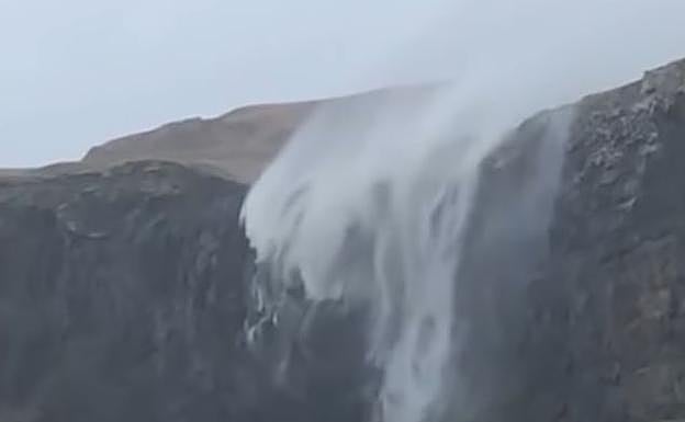 Cascada al revés