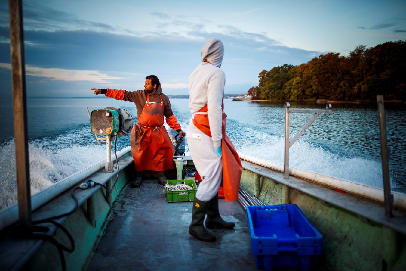 La familia Clerc lleva cinco generaciones dedicándose a la pesca. Trabajan durante todo el año en el lago Lemán y pescan diferentes especies de peces como percas, truchas, lucios, salvelinos o cangrejos.