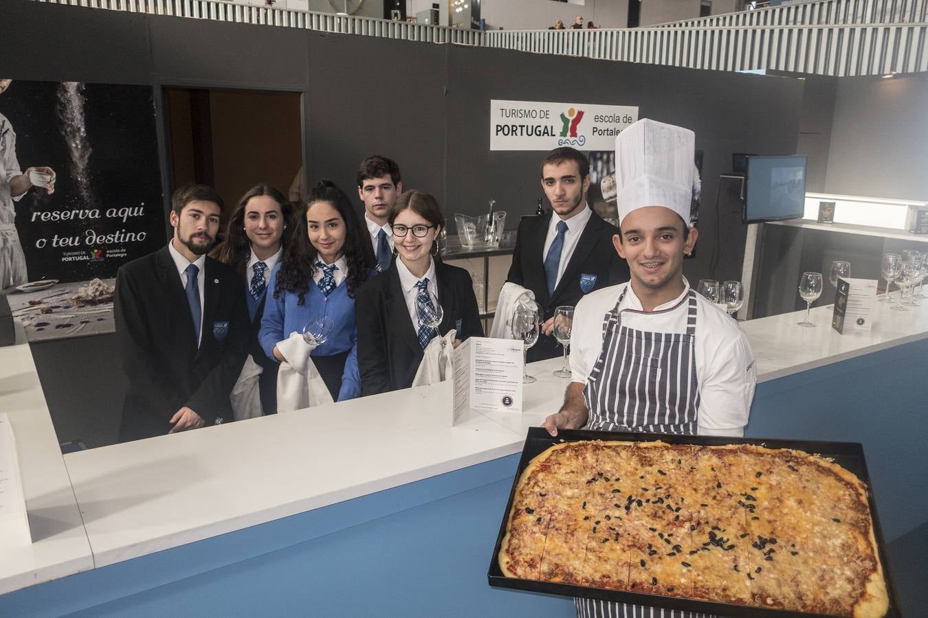 'Fehispor' abre sus puertas en Badajoz con la previsión de superar 30.000 visitas. Cuenta con 120 expositores, en donde el 40 por ciento son de empresas llegadas de Portugal. El evento cuenta con un stand de la eurociudad Badajoz, Elvas y Campomayor, así como la zona 'Esencias hispanolusas.