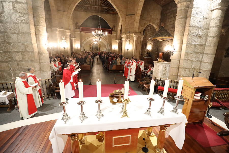 La Basílica de Santa Eulalia de Mérida ha acogido este viernes la celebración de una misa hispano mozárabe 