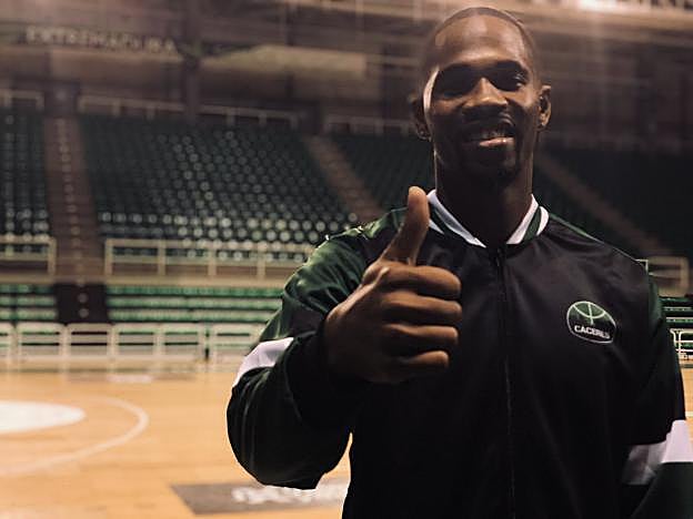 T.J. Sapp, ayer en Cáceres. 